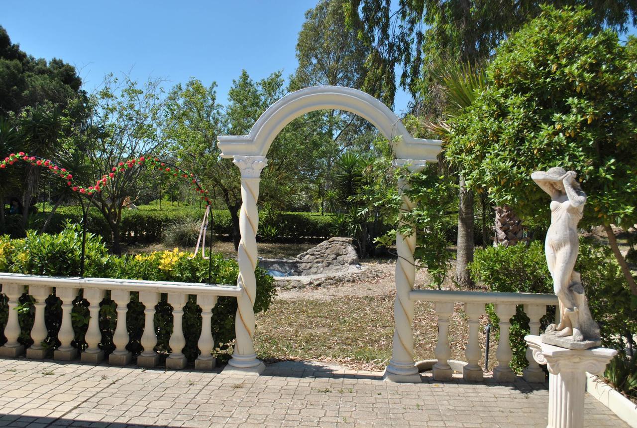 B&B Ginevra Pulsano Exteriör bild